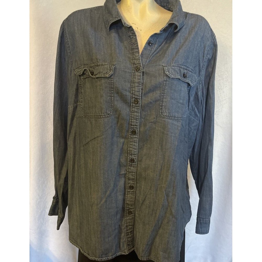 FLAW Womens St John’s Bay Size 2x Long Sleeve Button Front Pockets Blue DAMAGED